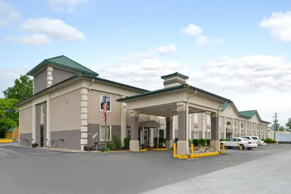 Country Garden & Suites 5